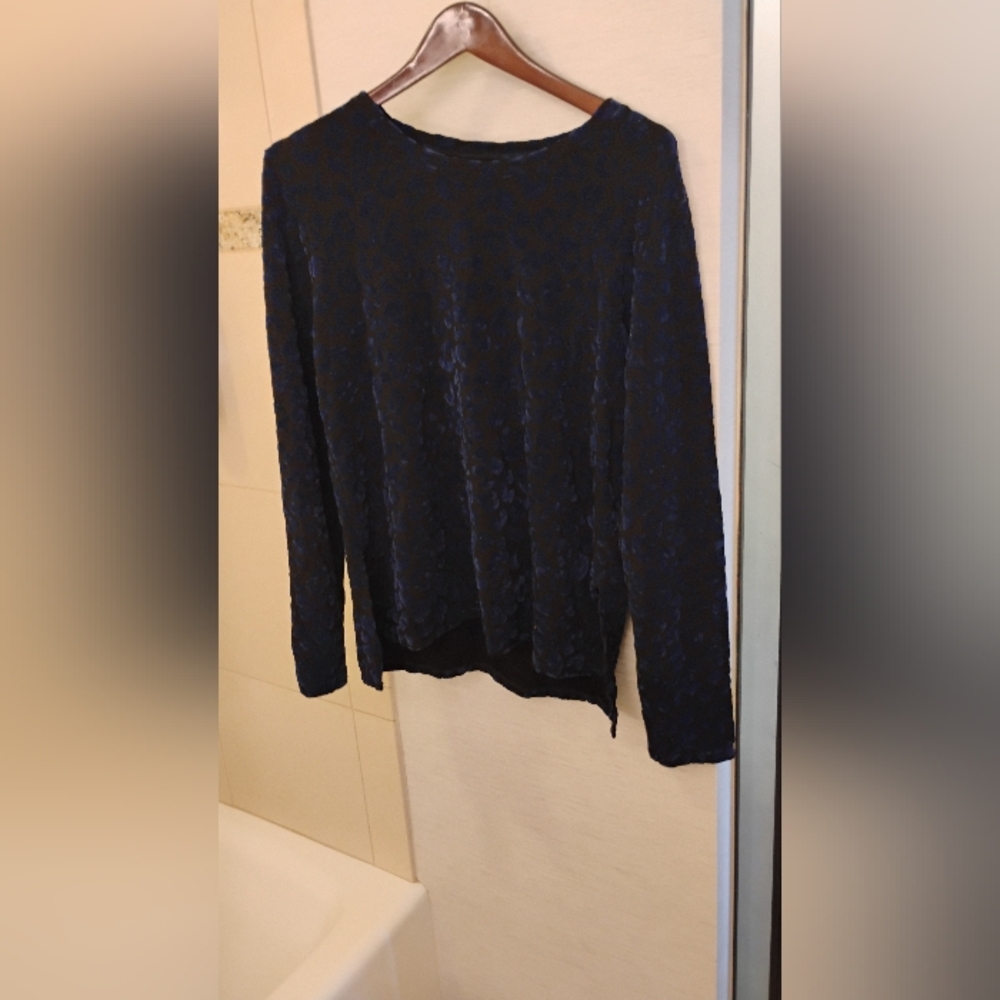 Majestic Filatures Women's Deluxe Tee Shirt Long Sleeve Velvet Detailing